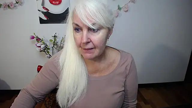 BlondyLeeBest online show from 12/05/25, 07:32