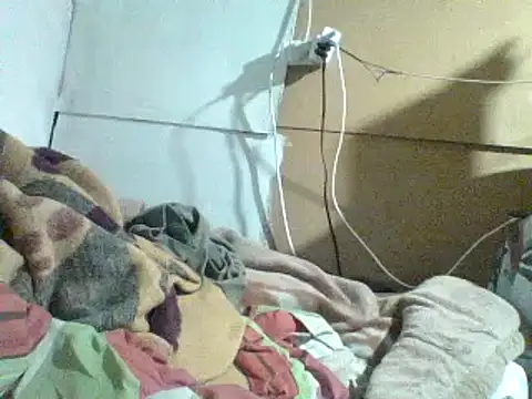 Snapshot of hairybushpussyxx1 chatting on 12/06/24, 04:49 hairybushpussyxx1 online show from 12/06/24, 04:49