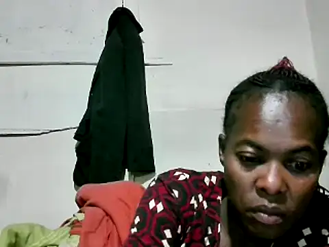 Snapshot of hairybushpussyxx1 chatting on 12/12/24, 02:37 hairybushpussyxx1 online show from 12/12/24, 02:37