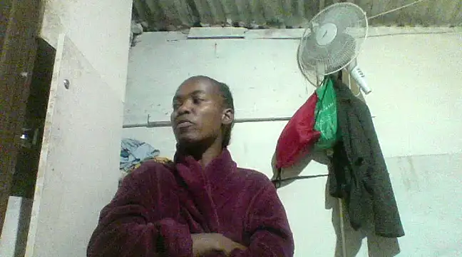 Snapshot of hairybushpussyxx1 chatting on 01/05/25, 05:20 hairybushpussyxx1 online show from 01/05/25, 05:20