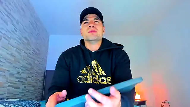 nicolas herrera online show from 12/13/24, 12:20