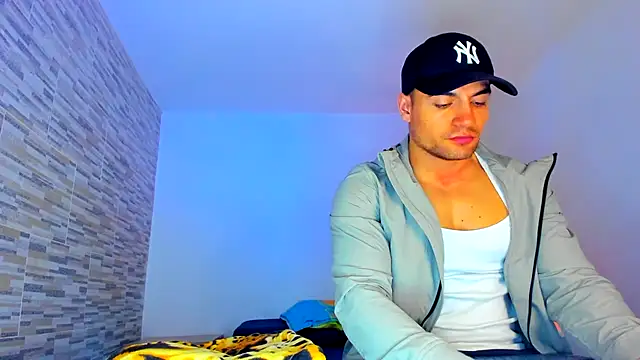 nicolas herrera online show from 02/24/25, 02:08