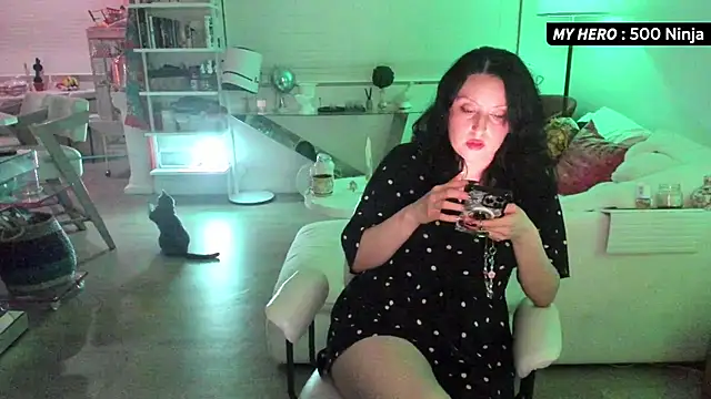 Vesaaa online show from 10/11/25, 06:01