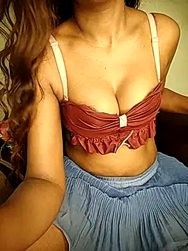 Snapshot of Indian-Squirt chatting on 03/18/25, 12:25 Indian-Squirt online show from 03/18/25, 12:25
