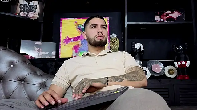 matteosantos online show from 09/28/25, 03:45