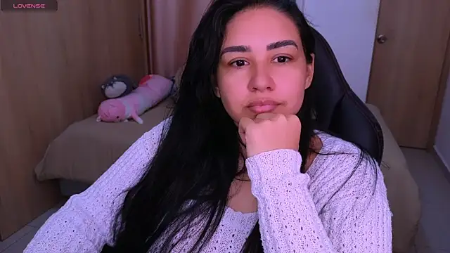 Snapshot of _anastasia chatting on 10/12/25, 08:19  anastasia online show from 10/12/25, 08:19