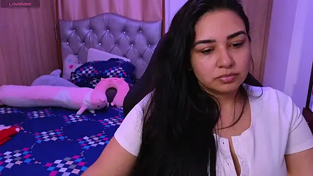 Snapshot of _anastasia chatting on 11/12/25, 08:19 anastasia online show from 11/12/25, 08:19