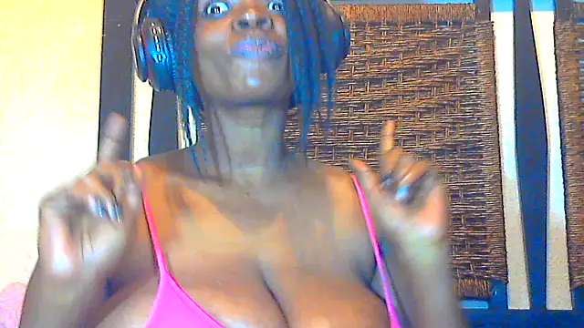 CallyCallienteXxX online show from 03/18/25, 12:27