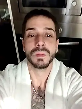 Snapshot of LoGaNfree88 chatting on 11/07/25, 02:55 LoGaNfree88 online show from 11/07/25, 02:55