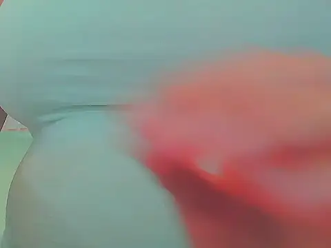 Snapshot of keepmepregnantT chatting on 11/25/25, 10:37 keepmepregnantT online show from 11/25/25, 10:37