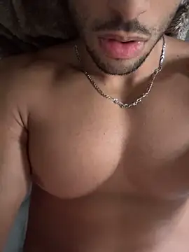 pimentfort77 online show from 02/12/25, 08:49