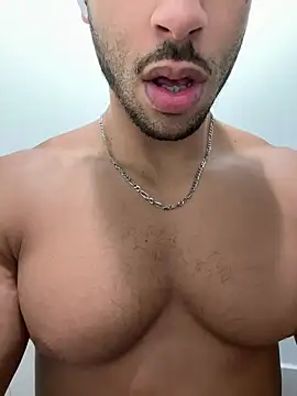 pimentfort77 online show from 02/28/25, 12:20