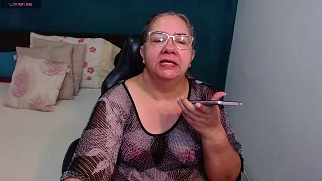 scaelettdubois online show from 05/20/26, 01:12