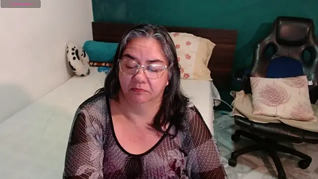 scaelettdubois online show from 07/14/26, 10:21