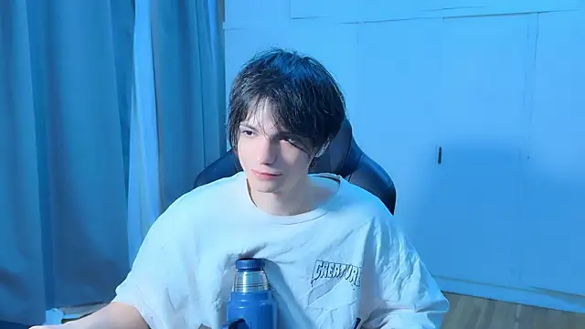 Snapshot of SasukeUhchiaa chatting on 02/09/26, 01:31 SasukeUhchiaa online show from 02/09/26, 01:31