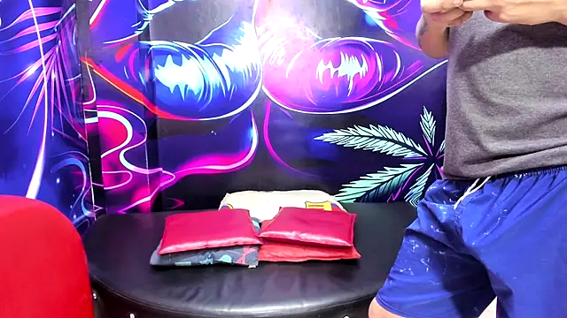 miacam-hot online show from 10/29/25, 03:25