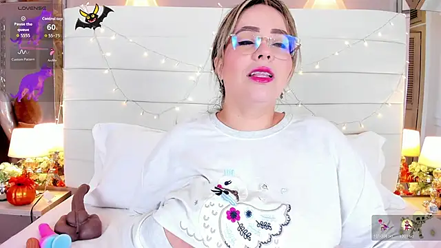 Charlotte93  online show from 11/05/25, 11:43