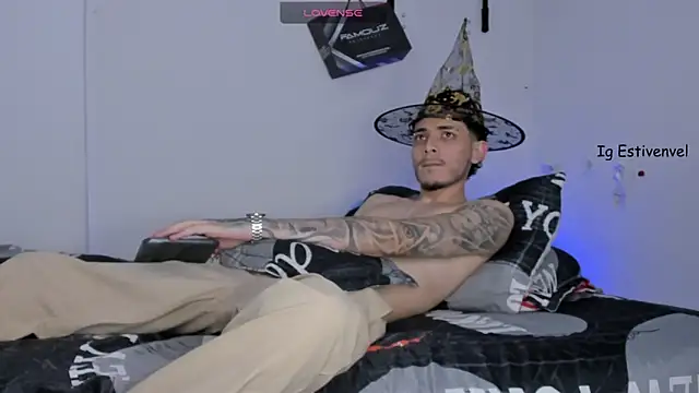 steve latin online show from 10/29/25, 09:49