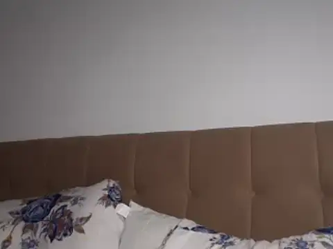 Snapshot of MadamIndigo chatting on 02/15/25, 08:11 MadamIndigo online show from 02/15/25, 08:11