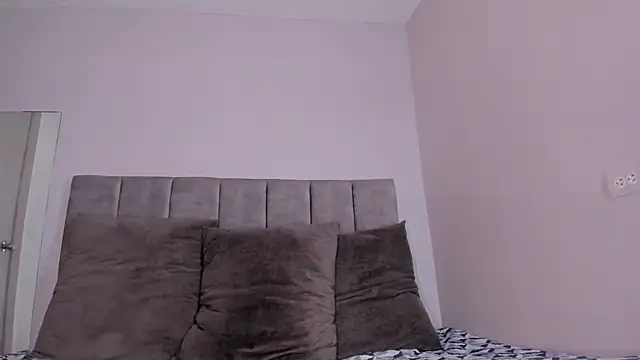 taylor suxx online show from 10/30/25, 07:47