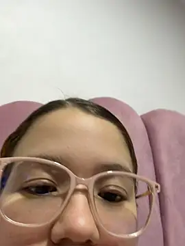 Lucyklein2022 online show from 07/17/26, 01:34