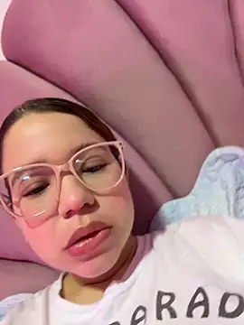 Lucyklein2022 online show from 07/18/26, 03:38