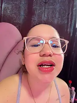 Lucyklein2022 online show from 07/28/26, 03:21