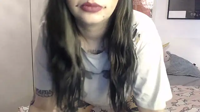 Snapshot of Lunastazja chatting on 03/13/25, 01:32 Lunastazja online show from 03/13/25, 01:32