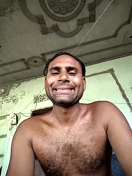 Snapshot of Maneeshpoppy chatting on 05/05/26, 03:03 Maneeshpoppy online show from 05/05/26, 03:03
