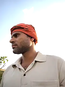 Snapshot of Maneeshpoppy chatting on 05/09/26, 01:11 Maneeshpoppy online show from 05/09/26, 01:11