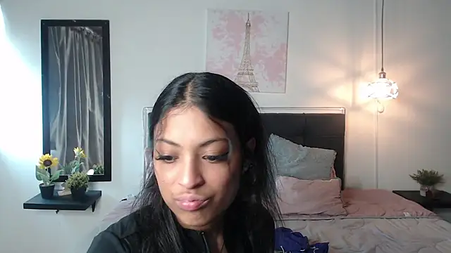vaness weet online show from 12/26/24, 07:49