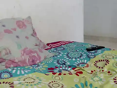 girl tits online show from 03/21/25, 08:18
