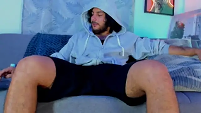 Snapshot of tuyo1995 chatting on 10/26/25, 10:58 tuyo1995 online show from 10/26/25, 10:58