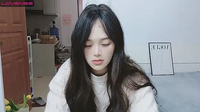 QiuPeiPeimmm online show from 02/28/25, 05:26