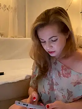 Snapshot of Lady__Maria chatting on 12/05/25, 04:25 Lady Maria online show from 12/05/25, 04:25