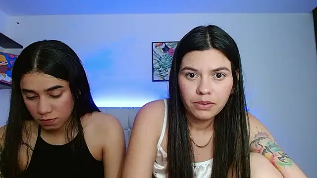 Snapshot of Layla_Rachel chatting on 12/20/24, 12:52 Layla Rachel online show from 12/20/24, 12:52