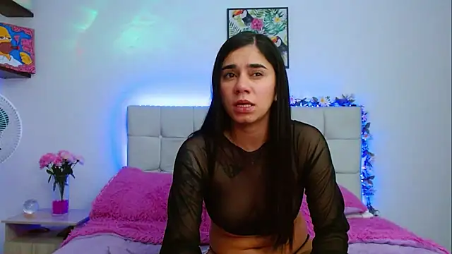 Snapshot of Layla_Rachel chatting on 01/12/25, 05:45 Layla Rachel online show from 01/12/25, 05:45