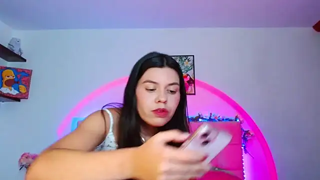 Snapshot of Layla_Rachel chatting on 10/14/25, 12:55 Layla Rachel online show from 10/14/25, 12:55