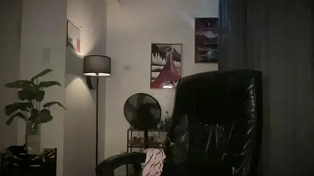 Bella Gordon online show from 09/20/25, 05:58