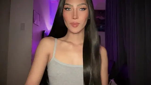 Bella Gordon online show from 10/07/25, 12:46