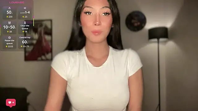 Bella Gordon online show from 07/28/26, 04:27