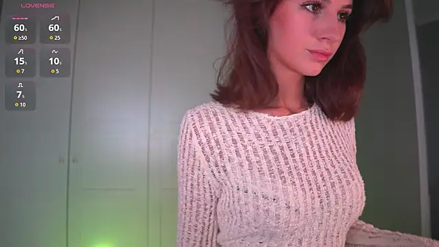 Snapshot of -JuicyMolly- chatting on 09/18/25, 02:08 -JuicyMolly- online show from 09/18/25, 02:08