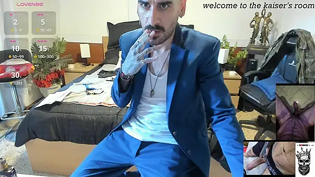 Snapshot of kaiser679_ chatting on 12/13/25, 09:42 kaiser679 online show from 12/13/25, 09:42