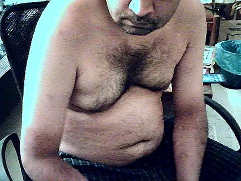 aksxi1 online show from 11/13/25, 10:36