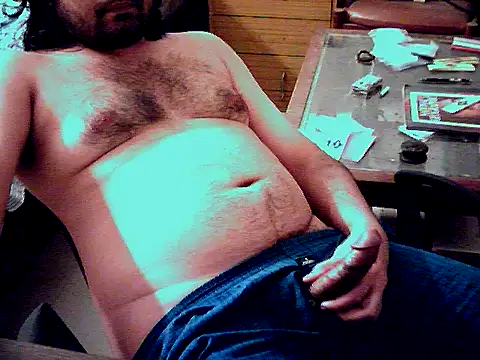 aksxi1 online show from 11/22/25, 05:56