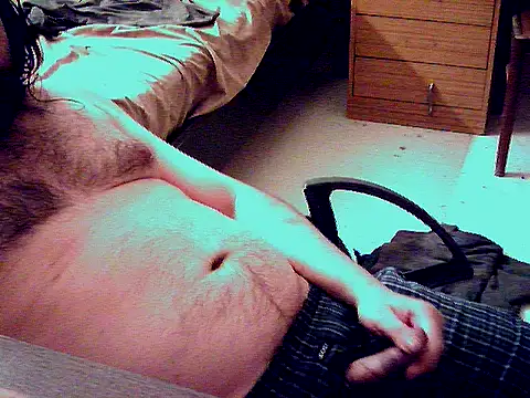aksxi1 online show from 05/17/26, 04:03
