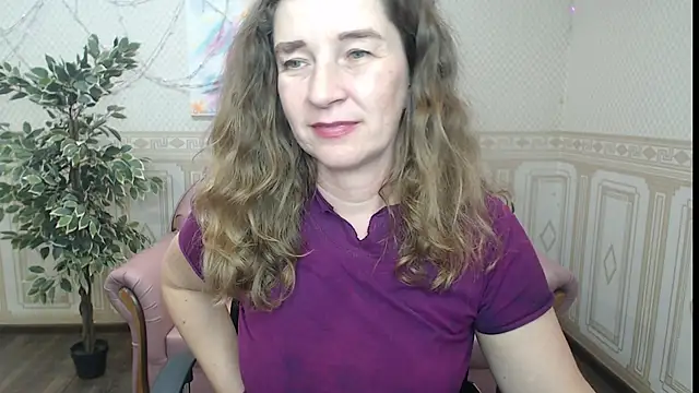 Sophia Boone online show from 12/14/24, 12:55