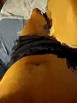 Snapshot of kiam471 chatting on 09/28/25, 05:35 kiam471 online show from 09/28/25, 05:35