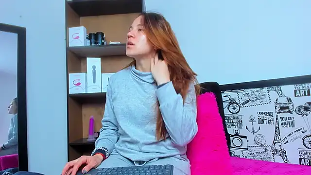 candie26 online show from 03/04/25, 01:12