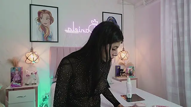 dani parker  online show from 05/21/26, 04:47
